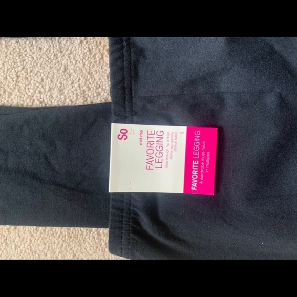 So mid rise favorite legging black size small - Picture 2 of 3